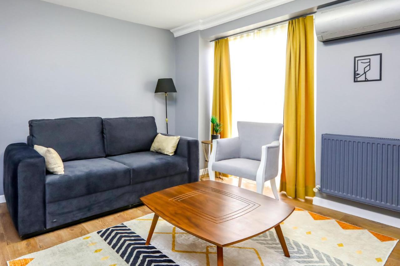 Vibrant Flat 500 M To Uskudar Ferry Station Apartment Istanbul Exterior photo