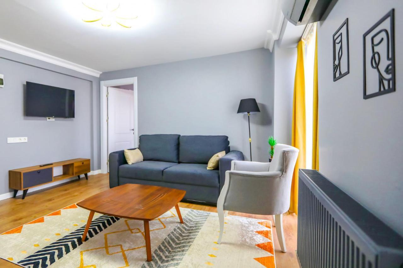 Vibrant Flat 500 M To Uskudar Ferry Station Apartment Istanbul Exterior photo