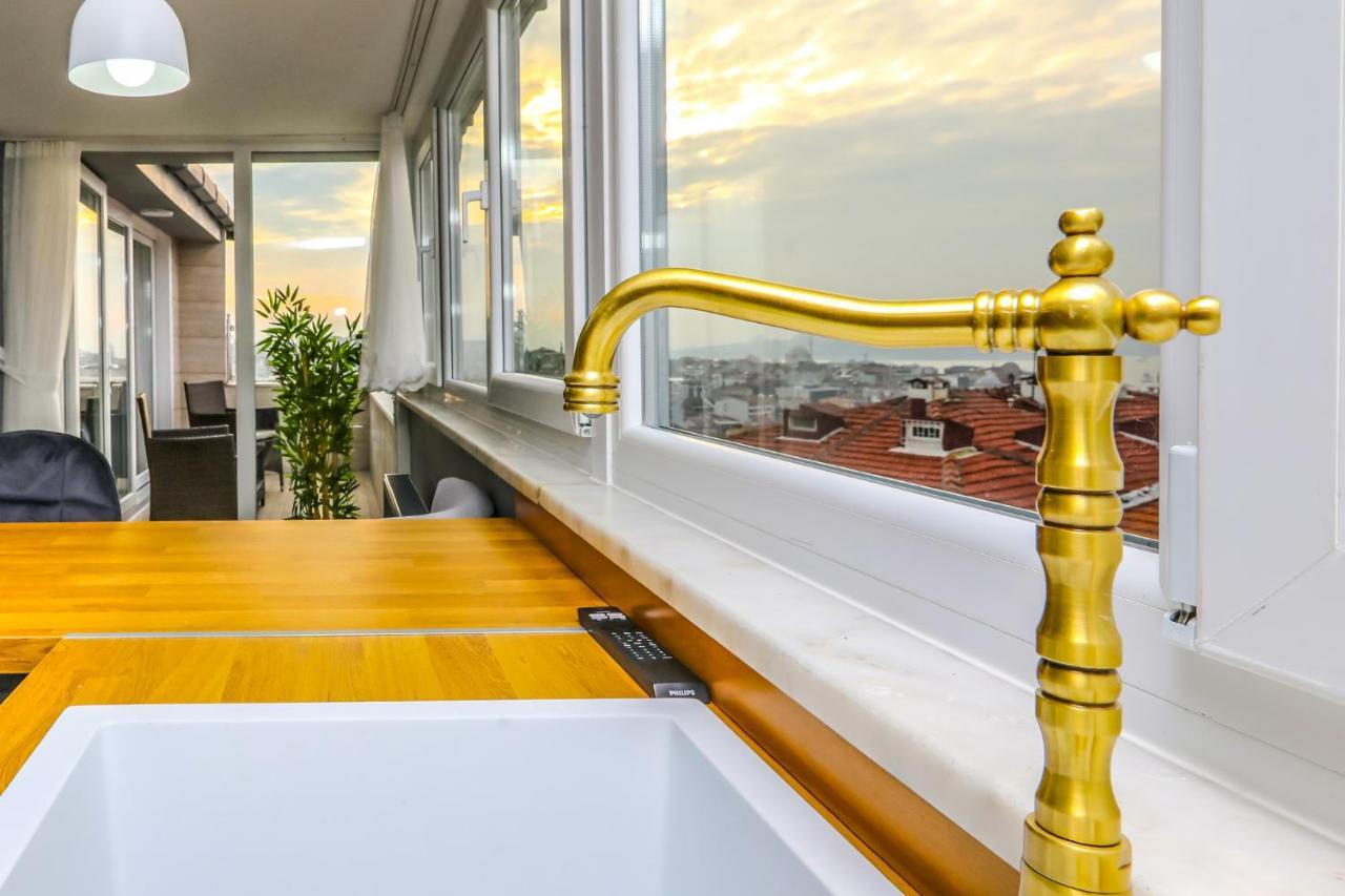 Vibrant Flat 500 M To Uskudar Ferry Station Apartment Istanbul Exterior photo